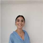 Estudiante de traducción imparte clases a personas entre A1 y B2